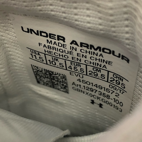 🛑SOLD🛑Under Armour Highlight 1297358-100 - Picture 8 of 8
